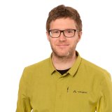 Mann mit Brille im Porträt