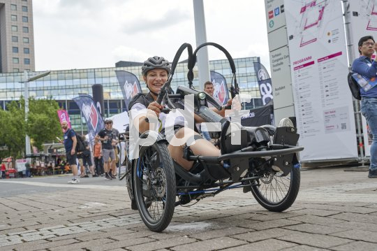 Die Bildunterschrift wird in Bälde eingefügt. Sie können uns aber gern auch per E-Mail oder Telefon kontaktieren, wir helfen gerne weiter.