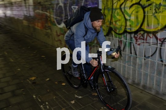 Die Bildunterschrift wird in Bälde eingefügt. Sie können uns aber gern auch per E-Mail oder Telefon kontaktieren, wir helfen gerne weiter.