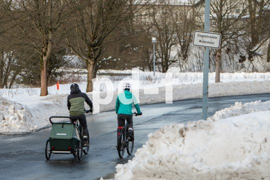 Eingeschränkter Winterdienst? Maximaler Fahrspaß für jung und alt.