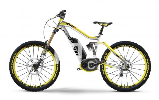Sehr lange Federwege kennzeichnen dieses abfahrtsorientierte E-Mountainbike. In dieser Radkategorie ist der Elektroantrieb besonders hilfreich, da solche Bikes nicht sehr kletterfreudig sind.