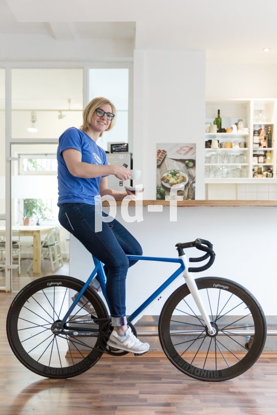 Die Bildunterschrift wird in Bälde eingefügt. Sie können uns aber gern auch per E-Mail oder Telefon kontaktieren, wir helfen gerne weiter.