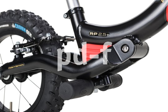 Das Laufrad "LR Trail" von Puky gibt es jetzt als spezielle Version in Kooperation mit dem Fahrradhersteller Rotwild. Laufrad LR Trail in Rotwild Version