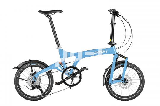 Das vollgefederte "Birdy" von Riese und Müller ist schon ein Klassiker unter den Falträdern. Die geschobene Vorderradschwinge ist unverwechselbar.