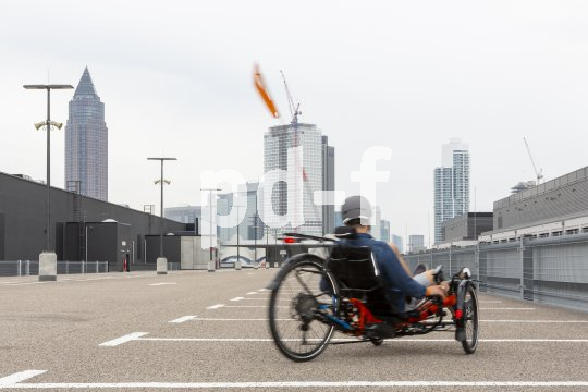 Die Bildunterschrift wird in Bälde eingefügt. Sie können uns aber gern auch per E-Mail oder Telefon kontaktieren, wir helfen gerne weiter.