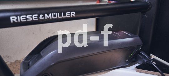 Für das Aufladen muss der Akku nicht mehr vom E-Bike entfernt werden.