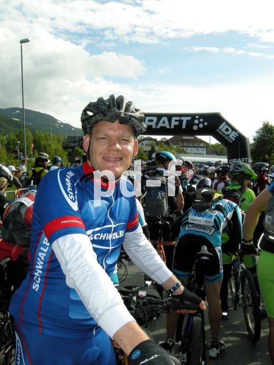 2008 fand die erste TransNorway statt: Vom 16.-21.06.2008 führte die Strecke (ca 730km) über sechs Etappen von Trondheim nach Oslo ( http://www.styrkeproven.no/ )