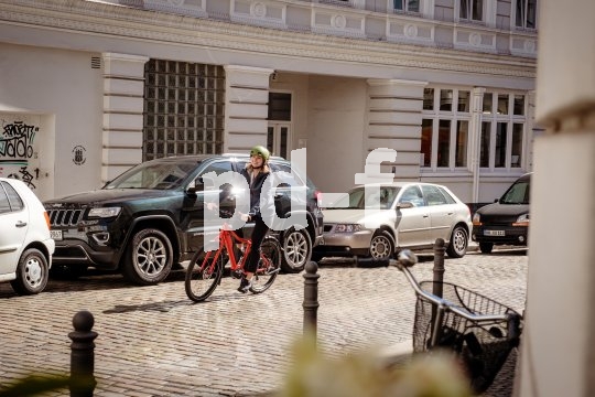 Hersteller Velotraum bietet individuell konfigurierbare Räder an. Das Modell "FD2E" ist für ein E-Bike sehr leicht, kann dabei aber viel Zuladung tragen; ideal für Reise und Alltag.