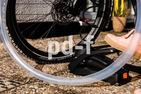 Schläuche aus Aerothan sind leichter und haltbarer als die schwarzen Klassiker aus Butyl.