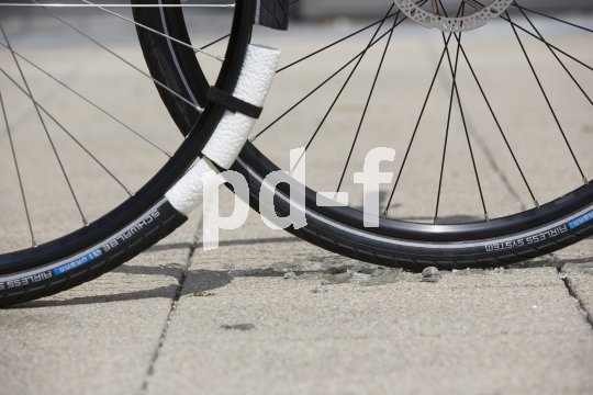 Dank des "Airless"-Systems sind Scherben für Radfahrer kein Problem mehr.