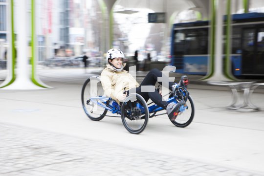 Die Bildunterschrift wird in Bälde eingefügt. Sie können uns aber gern auch per E-Mail oder Telefon kontaktieren, wir helfen gerne weiter.Mountainbikes haben sich auch im Alltagseinsatz bestens bewährt.