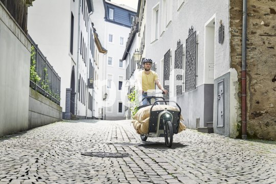 Die Bildunterschrift wird in Bälde eingefügt. Sie können uns aber gern auch per E-Mail oder Telefon kontaktieren, wir helfen gerne weiter.