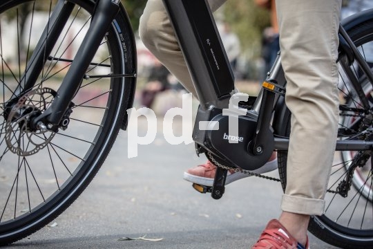 E-Bike-Antriebsspezialist Brose bietet jeweils optimal konfigurierte Antriebe für unterschiedliche Einsatzbereiche. Hier ein Blick auf den Motor/Tretlagerbereich eines Pedelecs mit Brose-Motor in einem Aluminiumgehäuse.