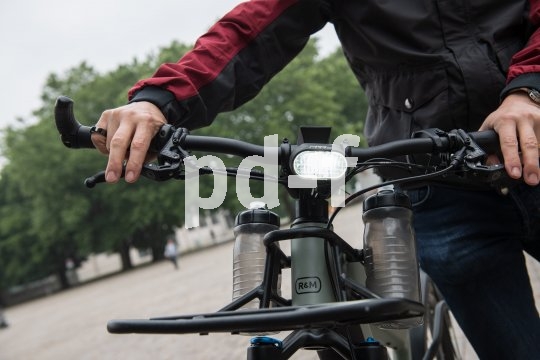 Das "Superdelite GT Rohloff HS mit GX-Option" ist als Touren-Pedelec mit hoher Reichweite konzipiert. Da sollte dann auch immer genug Wasser an Bord sein.