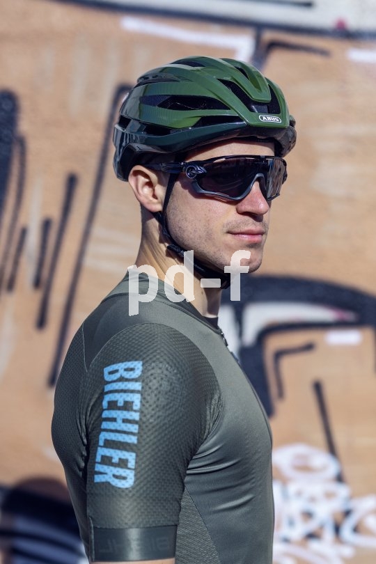 Die Bildunterschrift wird in Bälde eingefügt. Sie können uns aber gern auch per E-Mail oder Telefon kontaktieren, wir helfen gerne weiter.