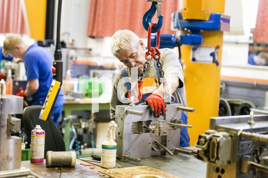 Die Bildunterschrift wird in Bälde eingefügt. Sie können uns aber gern auch per E-Mail oder Telefon kontaktieren, wir helfen gerne weiter.