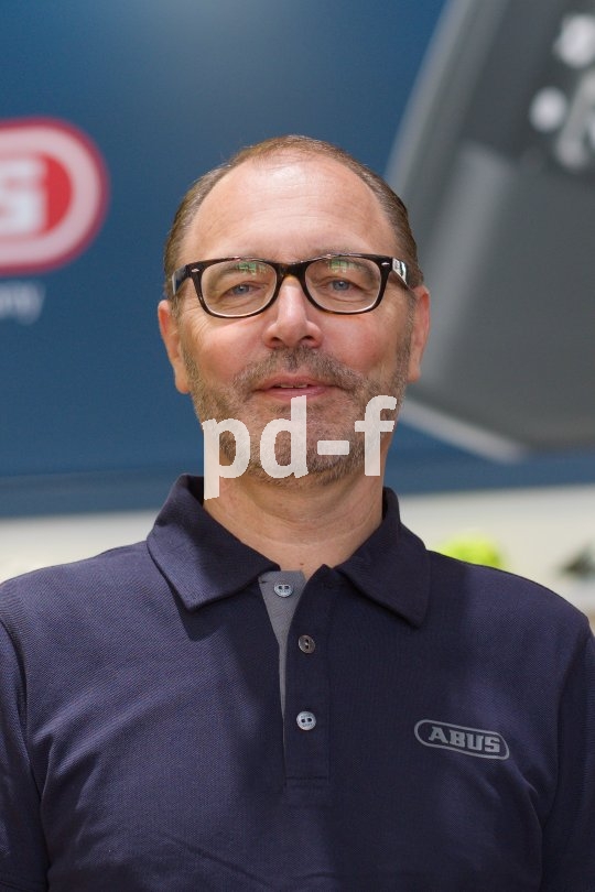 Die Bildunterschrift wird in Bälde eingefügt. Sie können uns aber gern auch per E-Mail oder Telefon kontaktieren, wir helfen gerne weiter.