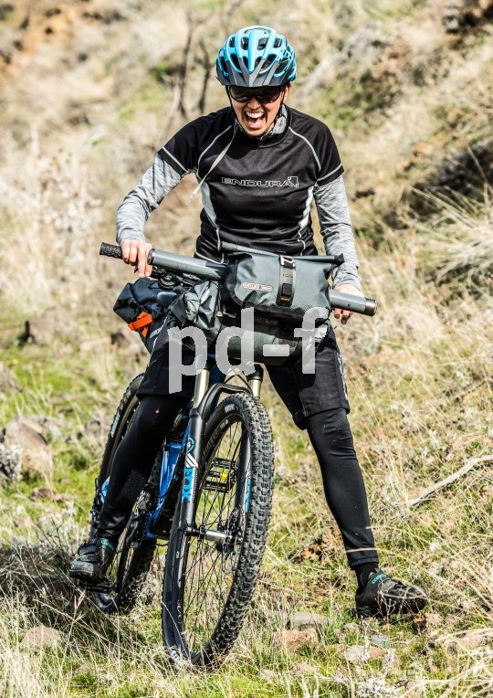 Bikepacking-Taschen ermöglichen ein dynamisches Fahrverhalten auch mit viel Gepäck.