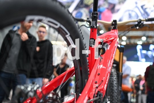 Die Bildunterschrift wird in Bälde eingefügt. Sie können uns aber gern auch per E-Mail oder Telefon kontaktieren, wir helfen gerne weiter.