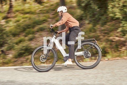 Wer klares Design und vielseitige Funktionalität auch beim E-Bike schätzt, wird sich gern mit diesem Modell auseinandersetzen: Nevo Vario, Hersteller Riese & Müller.