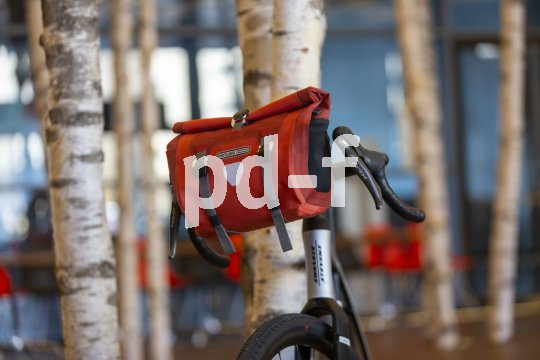 Die neue "Handlebar Pack Plus" von Ortlieb ist für Radreise und Alltagserledigungen gedacht. Fahrradtasche an Lenker