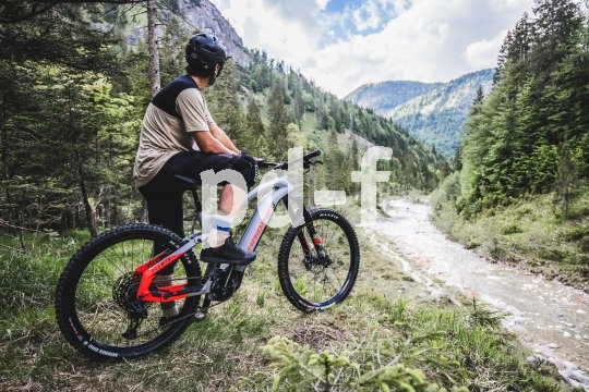 Die Bildunterschrift wird in Bälde eingefügt. Sie können uns aber gern auch per E-Mail oder Telefon kontaktieren, wir helfen gerne weiter.