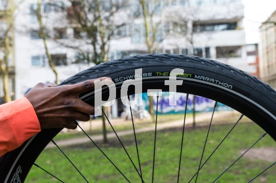 Die Bildunterschrift wird in Bälde eingefügt. Sie können uns aber gern auch per E-Mail oder Telefon kontaktieren, wir helfen gerne weiter.