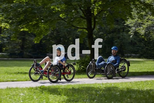 Ungeahnten Fahrspaß kann man auf dem Liegedreirad erleben - vor allem, wenn man mit Highspeed in die Kurven geht.