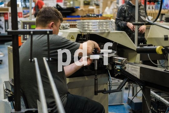 Die Bildunterschrift wird in Bälde eingefügt. Sie können uns aber gern auch per E-Mail oder Telefon kontaktieren, wir helfen gerne weiter.