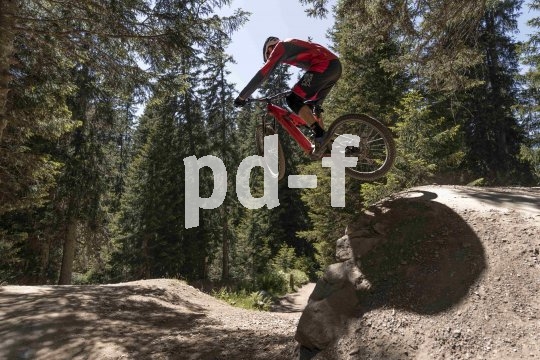 Die Bildunterschrift wird in Bälde eingefügt. Sie können uns aber gern auch per E-Mail oder Telefon kontaktieren, wir helfen gerne weiter.