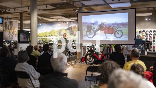 Die Bildunterschrift wird in Bälde eingefügt. Sie können uns aber gern auch per E-Mail oder Telefon kontaktieren, wir helfen gerne weiter.