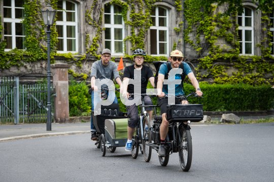 Die Bildunterschrift wird in Bälde eingefügt. Sie können uns aber gern auch per E-Mail oder Telefon kontaktieren, wir helfen gerne weiter.