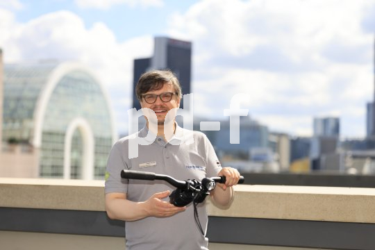 Die Bildunterschrift wird in Bälde eingefügt. Sie können uns aber gern auch per E-Mail oder Telefon kontaktieren, wir helfen gerne weiter.