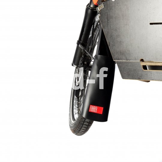An jedem Rad bei Regen ein Gewinn, und auch im Schneematsch eine große Hilfe: der Spritzschutz zur Verlängerung des Schutzbleches. Fahrer Berlin bietet Exemplare aus Recycling-Material.
