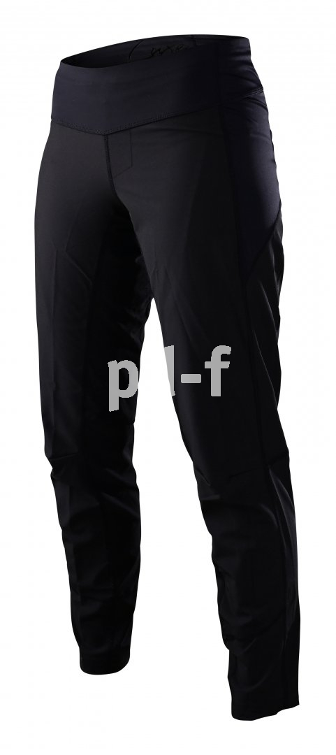 Schützen soll sie, passen muss sie, ein paar Taschen sind von Vorteil: die Bike-Hose. Hier ein Damen-Modell für den Freizeitsportbereich.