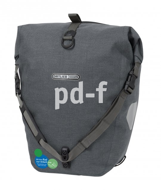 Immer mehr Radfahrer nutzen Reisetaschen auch im Alltag. Kein Wunder, denn die Packtaschen sind stabil und wasserdicht, leicht und äußerst praktisch.