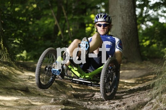 Offroad mit drei Rädern: In Sachen Bodenhaftung fährt das Gelände-Trike ganz vorne mit.