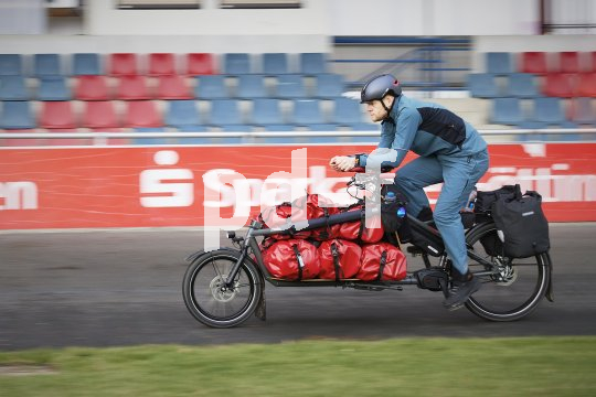 Die Bildunterschrift wird in Bälde eingefügt. Sie können uns aber gern auch per E-Mail oder Telefon kontaktieren, wir helfen gerne weiter.
