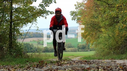 Die Bildunterschrift wird in Bälde eingefügt. Sie können uns aber gern auch per E-Mail oder Telefon kontaktieren, wir helfen gerne weiter.