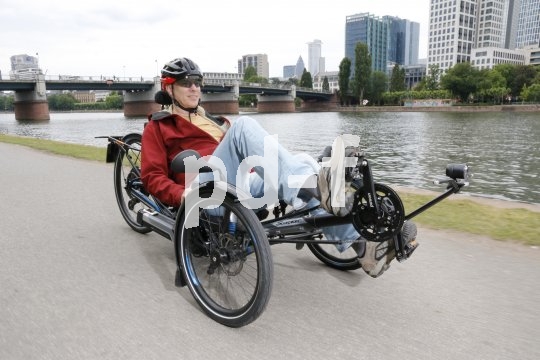 Die Bildunterschrift wird in Bälde eingefügt. Sie können uns aber gern auch per E-Mail oder Telefon kontaktieren, wir helfen gerne weiter.