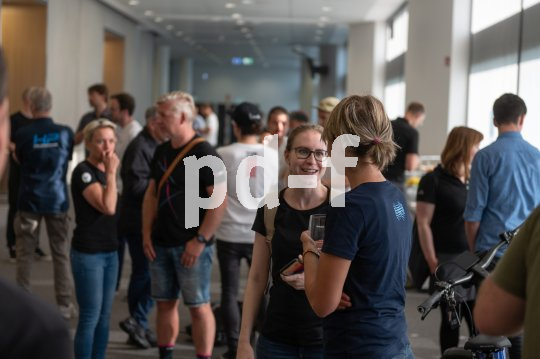 Die Bildunterschrift wird in Bälde eingefügt. Sie können uns aber gern auch per E-Mail oder Telefon kontaktieren, wir helfen gerne weiter.