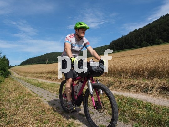 Mit wenig, aber gut gewähltem Gepäck immer entlang der ehemaligen innerdeutschen Grenze - eine prima Streckenwahl für ein Bikepacking-Abenteuer.