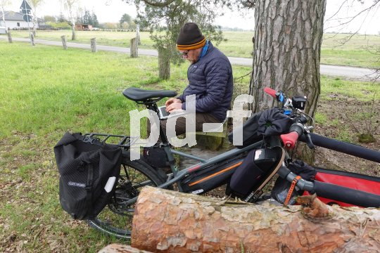 Die Bildunterschrift wird in Bälde eingefügt. Sie können uns aber gern auch per E-Mail oder Telefon kontaktieren, wir helfen gerne weiter.