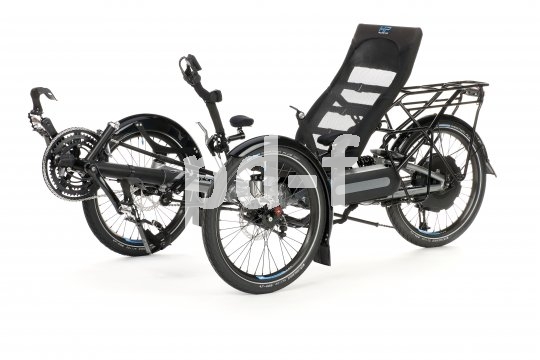 Auch im Liegeradbereich hat die Elektrifizierung längst Einzug gehalten. Hersteller HP Velotechnik verwendet jetzt Hinterrad-Nabenmotoren der Firma Alber, sowohl bei den einspurigen Modellen als auch bei seinen Trikes.
