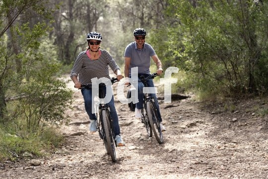 Mit dem Trekkingrad ist das Ende des Asphalts nicht das Ende der Tour; erst recht nicht, wenn auch noch ein Motor hilft.