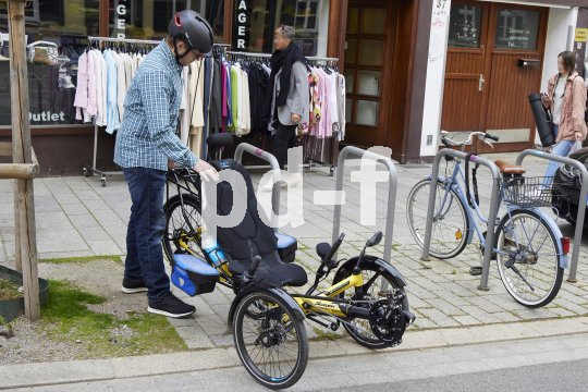 Die Bildunterschrift wird in Bälde eingefügt. Sie können uns aber gern auch per E-Mail oder Telefon kontaktieren, wir helfen gerne weiter.