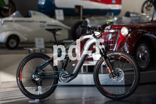 Ein vollgefedertes E-Mountainbike für den abfahrtsorientierten Sporteinsatz ist das "Xduro Nduro 8.0" von Hersteller Haibike.