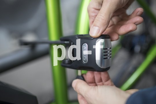 Das neue "Bordo Alarm" von Abus verfügt über eine extra Alarmfunktion mit 100 Dezibel zur Abschreckung von Dieben.