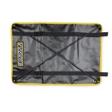 Freisteller einer geöffneten Werkzeughängeablage.